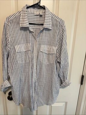 Relaxed Striped Button-Down Shirt - White & Blue
